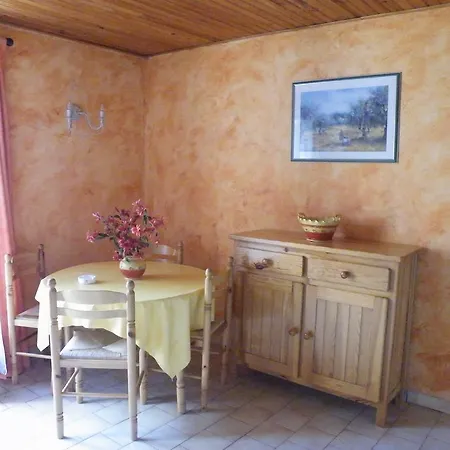 Lei Canissouns Apartmán *