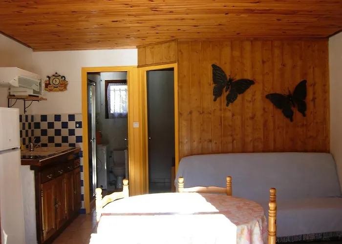 Lei Canissouns קסטלאנטה